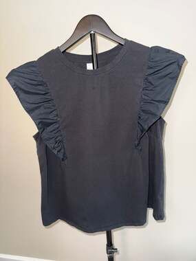 A New Day Black Sleeveless Ruffle Shoulder Top Size XXL
